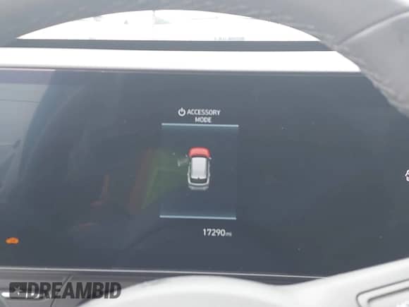 2025 Hyundai Kona SEL with VIN KM8HB3AB6SU215288, listed as a IAAI auction lot 43512642 with 17,290 mi miles and . Bid and sale history available at DreamBid. Image 15.