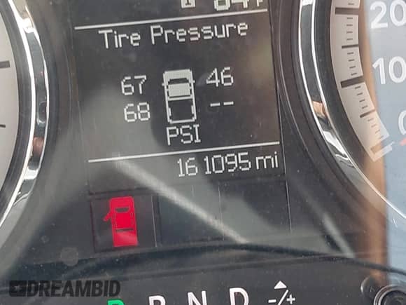 2012 Ram 1500 Tradesman с VIN 1C6RD6FT3CS300437, выставлен на аукционе IAAI как лот 41719611 с пробегом 161 095 миль миль и . История ставок и продаж доступна на DreamBid. Изображение 15.