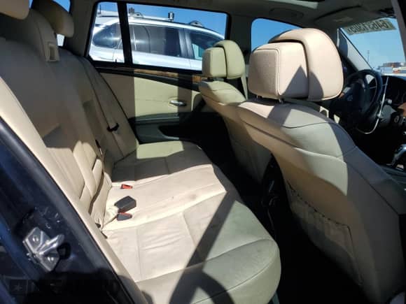 2010 BMW 5 Series 535i xDrive с VIN WBAPT7C58AC238102, выставлен на аукционе Copart как лот 64631305 с пробегом 106 320 миль миль и Чистый • Clean title. История ставок и продаж доступна на DreamBid. Изображение 10.