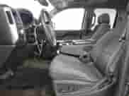 2016 Chevrolet Silverado 1500 LT z VIN 1GCRCREH3GZ172059, wystawiony jako Copart lot #55087345 z przebiegiem 137 416 mil mil oraz Czysty tytuł • Clean title. Historia ofert i sprzedaży dostępna na DreamBid. Obrazek 7.