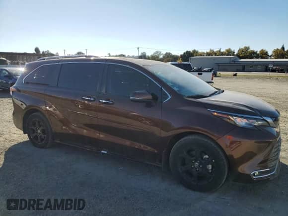 2023 Toyota Sienna Limited с VIN 5TDZRKEC8PS167242, выставлен на аукционе Copart как лот 85425995 с пробегом 30 359 миль миль и Списание • Salvage title. История ставок и продаж доступна на DreamBid. Изображение 4.