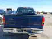 1999 Chevrolet Silverado 1500 LS с VIN 1GCEC14V1XZ170723, выставлен на аукционе IAAI как лот 42640065 с пробегом 346 957 миль миль и . История ставок и продаж доступна на DreamBid. Изображение 16.