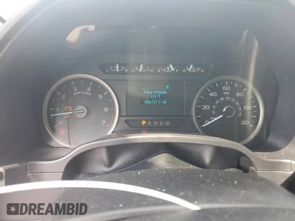 2018 Ford F-150 XL z VIN 1FTEW1CG8JFB30559, wystawiony jako Copart lot #61443065 z przebiegiem 186 737 mil mil oraz Szkoda całkowita • Salvage title. Historia ofert i sprzedaży dostępna na DreamBid. Obrazek 9.