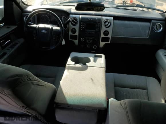 2013 Ford F-150 XL with VIN 1FTFW1ET2DKF32152, listed as a Copart auction lot 82176935 with 184,467 mi miles and Clean title. Bid and sale history available at DreamBid. Image 8.