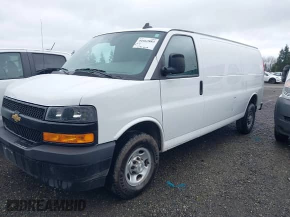2022 Chevrolet Express Cargo with VIN 1GCWGBFP8N1220980, listed as a IAAI auction lot 41663883 with 46,235 mi miles and . Bid and sale history available at DreamBid. Image 17.