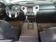 2017 Toyota Tundra Platinum с VIN 5TFAW5F11HX651690, выставлен на аукционе Copart как лот 69562075 с пробегом 67 829 миль миль и Списание • Salvage title. История ставок и продаж доступна на DreamBid. Изображение 8.