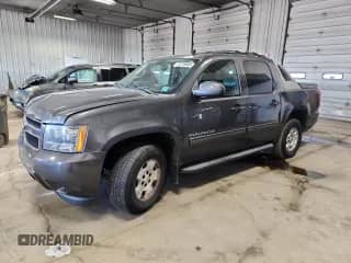 2011 Chevrolet Avalanche LT с VIN 3GNTKFE37BG139402, выставлен на аукционе Copart как лот 70778065 с пробегом 262 691 миль миль и Чистый • Clean title. История ставок и продаж доступна на DreamBid. Изображение 1.