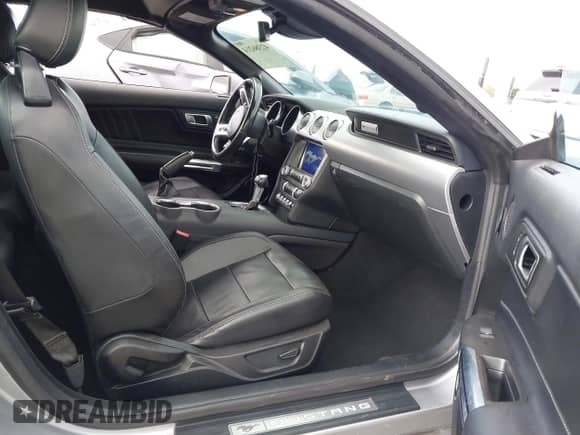 2021 Ford Mustang EcoBoost с VIN 1FATP8UH7M5115605, выставлен на аукционе IAAI как лот 42386214 с пробегом 54 584 миль миль и . История ставок и продаж доступна на DreamBid. Изображение 5.