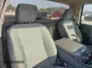 2017 Ram 1500 Express z VIN 3C6JR6AG4HG598942, wystawiony jako Copart lot #54698805 z przebiegiem 93 171 mil mil oraz Szkoda całkowita • Salvage title. Historia ofert i sprzedaży dostępna na DreamBid. Obrazek 10.