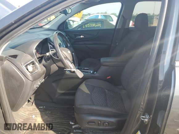 2020 Chevrolet Equinox LT z VIN 3GNAXKEV8LS622768, wystawiony jako Copart lot #64397335 z przebiegiem 98 014 mil mil oraz Nie do naprawy • Non repairable. Historia ofert i sprzedaży dostępna na DreamBid. Obrazek 7.