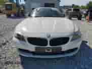 2013 BMW Z4 sDrive28i with VIN WBALL5C58DJ104757, listed as a Copart auction lot 85272505 with 136,676 mi miles and Salvage title. Bid and sale history available at DreamBid. Image 5.