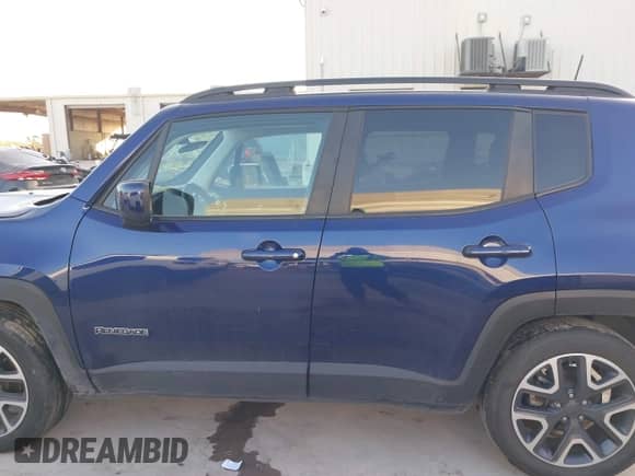 2018 Jeep Renegade Latitude with VIN ZACCJABB0JPJ64274, listed as a IAAI auction lot 42997641 with 47,008 mi miles and . Bid and sale history available at DreamBid. Image 15.