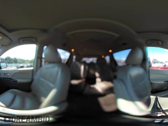 2017 Toyota Sienna XLE Auto Access Seat с VIN 5TDYZ3DC4HS837017, выставлен на аукционе IAAI как лот 42237044 с пробегом 91 041 миль миль и . История ставок и продаж доступна на DreamBid. Изображение 17.