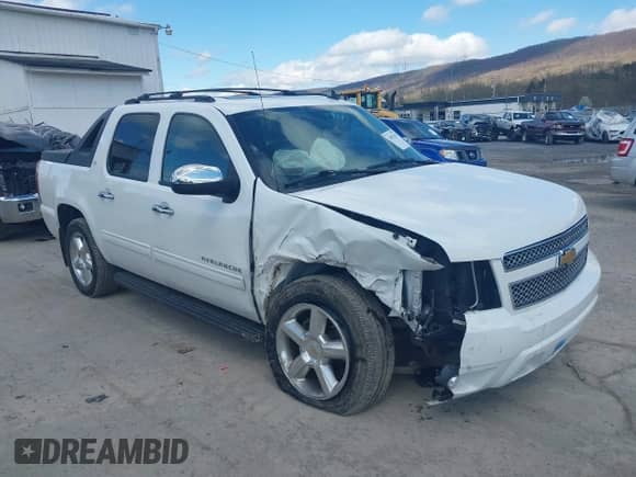 2012 Chevrolet Avalanche LT with VIN 3GNTKFE79CG292626, listed as a IAAI auction lot 42053229 with 78,944 mi miles and . Bid and sale history available at DreamBid. Image 1.