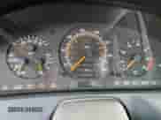 1992 Mercedes-Benz 500 z VIN WDBFA66EXNF052820, wystawiony jako Copart lot #46752965 z przebiegiem 113 571 mil mil oraz Czysty tytuł • Clean title. Historia ofert i sprzedaży dostępna na DreamBid. Obrazek 8.