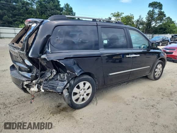 2007 Hyundai Entourage GLS with VIN KNDMC233476015019, listed as a Copart auction lot 69093035 with 226,655 mi miles and Salvage title. Bid and sale history available at DreamBid. Image 3.