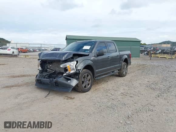 2020 Ford F-150 XL z VIN 1FTEW1EP4LKE27660, wystawiony jako IAAI lot #43303281 z przebiegiem 35 721 mil mil oraz . Historia ofert i sprzedaży dostępna na DreamBid. Obrazek 2.