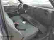 2002 Chevrolet S-10 LS с VIN 1GCCS14W228257936, выставлен на аукционе Copart как лот 88558655 с пробегом 177 328 миль миль и На запчасти • Non repairable. История ставок и продаж доступна на DreamBid. Изображение 10.