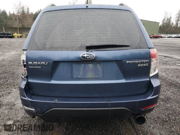 2012 Subaru Forester X с VIN JF2SHABCXCG435927, выставлен на аукционе Copart как лот 43772725 с пробегом Не указан миль и Списание • Salvage title. История ставок и продаж доступна на DreamBid. Изображение 6.