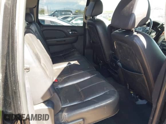2008 GMC Sierra 1500 Work Truck with VIN 2GTEK133X81124918, listed as a IAAI auction lot 43109130 with 171,187 mi miles and . Bid and sale history available at DreamBid. Image 8.