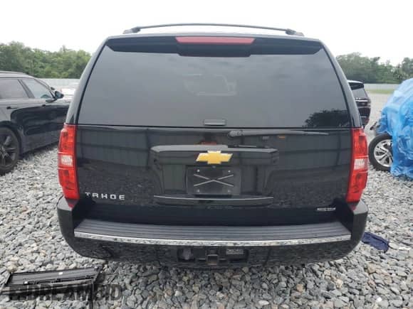 2014 Chevrolet Tahoe LTZ с VIN 1GNSCCE06ER209277, выставлен на аукционе Copart как лот 58655645 с пробегом Не указан миль и Чистый • Clean title. История ставок и продаж доступна на DreamBid. Изображение 6.