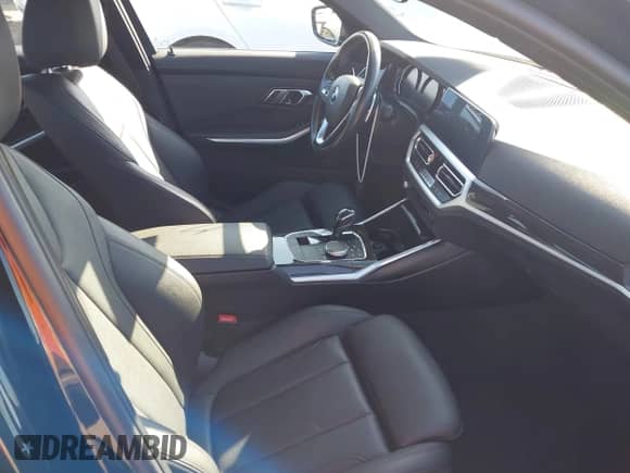 2020 BMW 3 Series 330i with VIN WBA5R1C08LFH40491, listed as a IAAI auction lot 43519170 with 52,329 mi miles and . Bid and sale history available at DreamBid. Image 5.