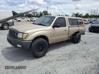 2004 Toyota Tacoma with VIN 5TENL42N84Z463944, listed as a Copart auction lot 71302275 with 197,027 mi miles and Salvage title. Bid and sale history available at DreamBid. Image 1.