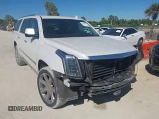 2018 Cadillac Escalade ESV Premium Luxury с VIN 1GYS3JKJ9JR167878, выставлен на аукционе IAAI как лот 41739565 с пробегом 158 230 миль миль и . История ставок и продаж доступна на DreamBid. Изображение 1.