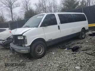 2002 Chevrolet Express с VIN 1GAHG39RX21192437, выставлен на аукционе Copart как лот 49140035 с пробегом 195 434 миль миль и Списание • Salvage title. История ставок и продаж доступна на DreamBid. Изображение 1.