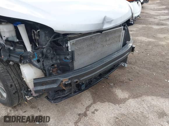 2014 Hyundai Santa Fe Limited с VIN KM8SNDHF6EU044607, выставлен на аукционе IAAI как лот 42840376 с пробегом 177 057 миль миль и . История ставок и продаж доступна на DreamBid. Изображение 21.