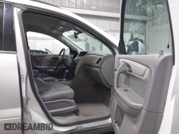 2016 Chevrolet Traverse LT с VIN 1GNKVGKD2GJ279059, выставлен на аукционе IAAI как лот 43108695 с пробегом 95 649 миль миль и . История ставок и продаж доступна на DreamBid. Изображение 5.