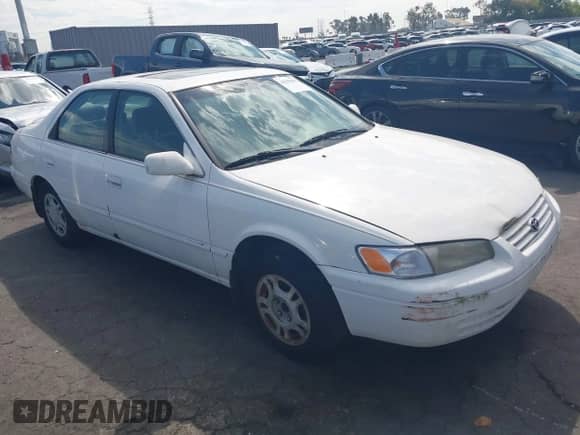 1997 Toyota Camry LE с VIN 4T1BG22K7VU046175, выставлен на аукционе IAAI как лот 43259432 с пробегом 205 011 миль миль и . История ставок и продаж доступна на DreamBid. Изображение 1.