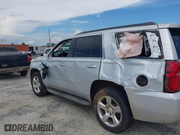 2015 Chevrolet Tahoe LT с VIN 1GNSCBKC0FR117169, выставлен на аукционе IAAI как лот 42956532 с пробегом 181 196 миль миль и . История ставок и продаж доступна на DreamBid. Изображение 6.
