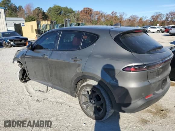 2023 Dodge Hornet GT Plus с VIN ZACNDFBNXP3A05790, выставлен на аукционе Copart как лот 83678164 с пробегом 31 416 миль миль и Чистый • Clean title. История ставок и продаж доступна на DreamBid. Изображение 2.