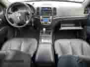 2009 Hyundai Santa Fe SE z VIN 5NMSH73E39H312909, wystawiony jako Copart lot #86293625 z przebiegiem 149 689 mil mil oraz Szkoda całkowita • Salvage title. Historia ofert i sprzedaży dostępna na DreamBid. Obrazek 8.