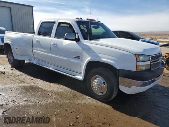 2005 Chevrolet Silverado 3500 LT с VIN 1GCJC33205F869731, выставлен на аукционе Copart как лот 87263434 с пробегом Не указан миль и Чистый • Clean title. История ставок и продаж доступна на DreamBid. Изображение 4.