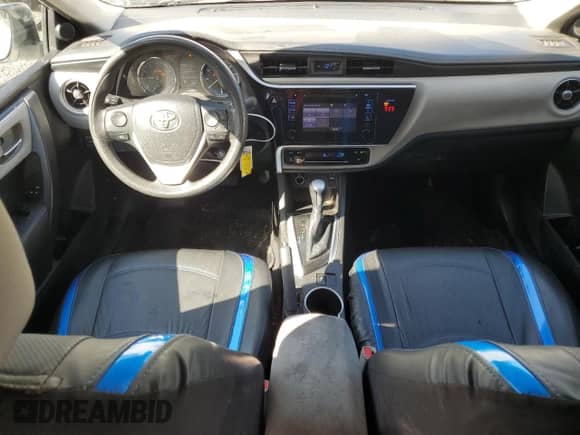 2019 Toyota Corolla L с VIN 5YFBURHE6KP923142, выставлен на аукционе Copart как лот 81446285 с пробегом 122 057 миль миль и Списание • Salvage title. История ставок и продаж доступна на DreamBid. Изображение 8.