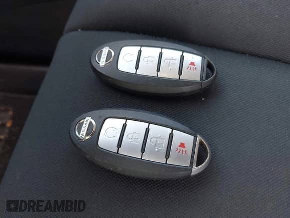 2019 Nissan Pathfinder S with VIN 5N1DR2MN2KC618345, listed as a IAAI auction lot 41997428 with 77,150 mi miles and . Bid and sale history available at DreamBid. Image 11.