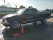 2000 Chevrolet S-10 LS z VIN 1GCCS19W5Y8246270, wystawiony jako Copart lot #80095065 z przebiegiem 273 530 mil mil oraz Szkoda całkowita • Salvage title. Historia ofert i sprzedaży dostępna na DreamBid. Obrazek 1.