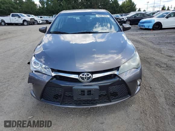 2016 Toyota Camry XLE with VIN 4T1BF1FK0GU195635, listed as a Copart auction lot 70461935 with 93,948 mi miles and Salvage title. Bid and sale history available at DreamBid. Image 5.