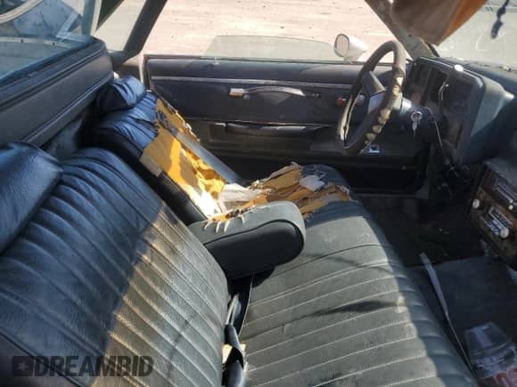1982 Chevrolet El Camino с VIN 1GCCW80K1CR129344, выставлен на аукционе Copart как лот 77126034 с пробегом 295 869 миль миль и Списание • Salvage title. История ставок и продаж доступна на DreamBid. Изображение 7.