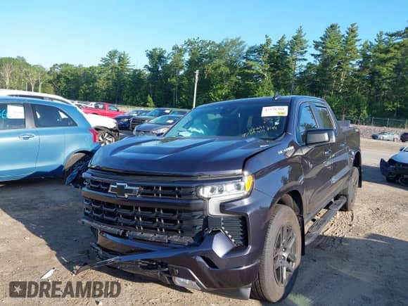 2022 Chevrolet Silverado 1500 RST with VIN 3GCUDEET4NG549144, listed as a IAAI auction lot 42576301 with 78,762 mi miles and . Bid and sale history available at DreamBid. Image 2.