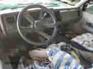 1993 Chevrolet Blazer z VIN 1GNEK18K8PJ350614, wystawiony jako Copart lot #84088954 z przebiegiem 247 946 mil mil oraz Szkoda całkowita • Salvage title. Historia ofert i sprzedaży dostępna na DreamBid. Obrazek 8.