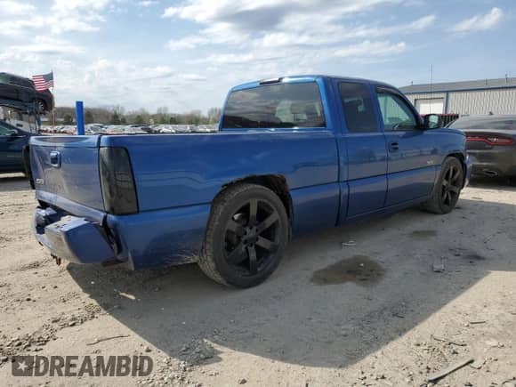 2003 Chevrolet Silverado SS с VIN 2GCEK19N931397477, выставлен на аукционе Copart как лот 68534905 с пробегом 252 407 миль миль и На запчасти • Non repairable. История ставок и продаж доступна на DreamBid. Изображение 3.