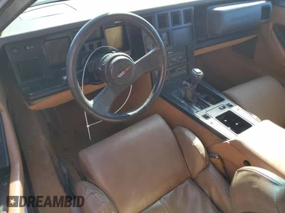 1989 Chevrolet Corvette с VIN 1G1YY3182K5122469, выставлен на аукционе Copart как лот 78359604 с пробегом Не указан миль и Списание • Salvage title. История ставок и продаж доступна на DreamBid. Изображение 8.