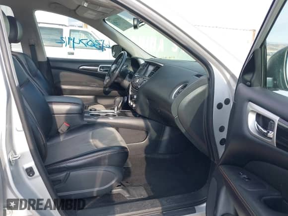 2019 Nissan Pathfinder SL with VIN 5N1DR2MM1KC617355, listed as a IAAI auction lot 43074912 with 165,977 mi miles and . Bid and sale history available at DreamBid. Image 5.