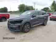 2021 Kia Sorento EX with VIN KNDRH4LG0M5019057, listed as a IAAI auction lot 43055674 with 83,265 mi miles and . Bid and sale history available at DreamBid. Image 2.