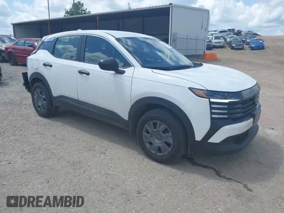 2025 Nissan Kicks S with VIN 3N8AP6BA0SL305209, listed as a IAAI auction lot 42618954 with 45,618 mi miles and . Bid and sale history available at DreamBid. Image 1.