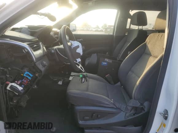 2020 Chevrolet Tahoe Commercial с VIN 1GNLCDEC3LR305434, выставлен на аукционе Copart как лот 65223325 с пробегом 77 403 миль миль и Списание • Salvage title. История ставок и продаж доступна на DreamBid. Изображение 7.