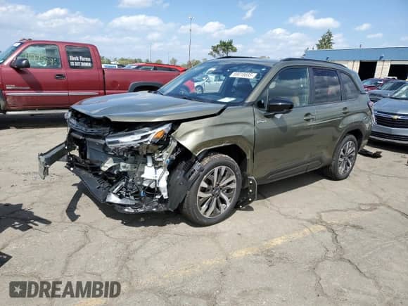 2025 Subaru Forester Touring Hybrid with VIN JF2SLSTDXSH417920, listed as a Copart auction lot 69018695 with 28 mi miles and Salvage title. Bid and sale history available at DreamBid. Image 1.
